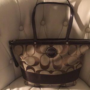 Coach Shoulder Bag